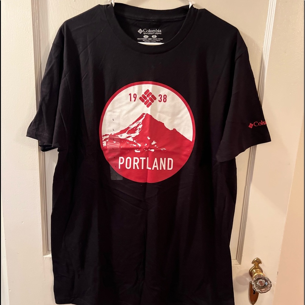 Columbia Tee NWT